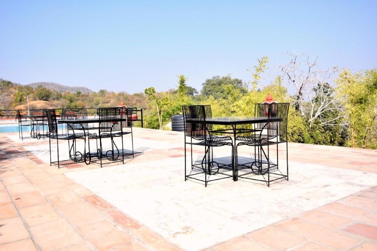 The Sky Imperial Jungle Camp Resort Kumbhalgarh Exteriör bild