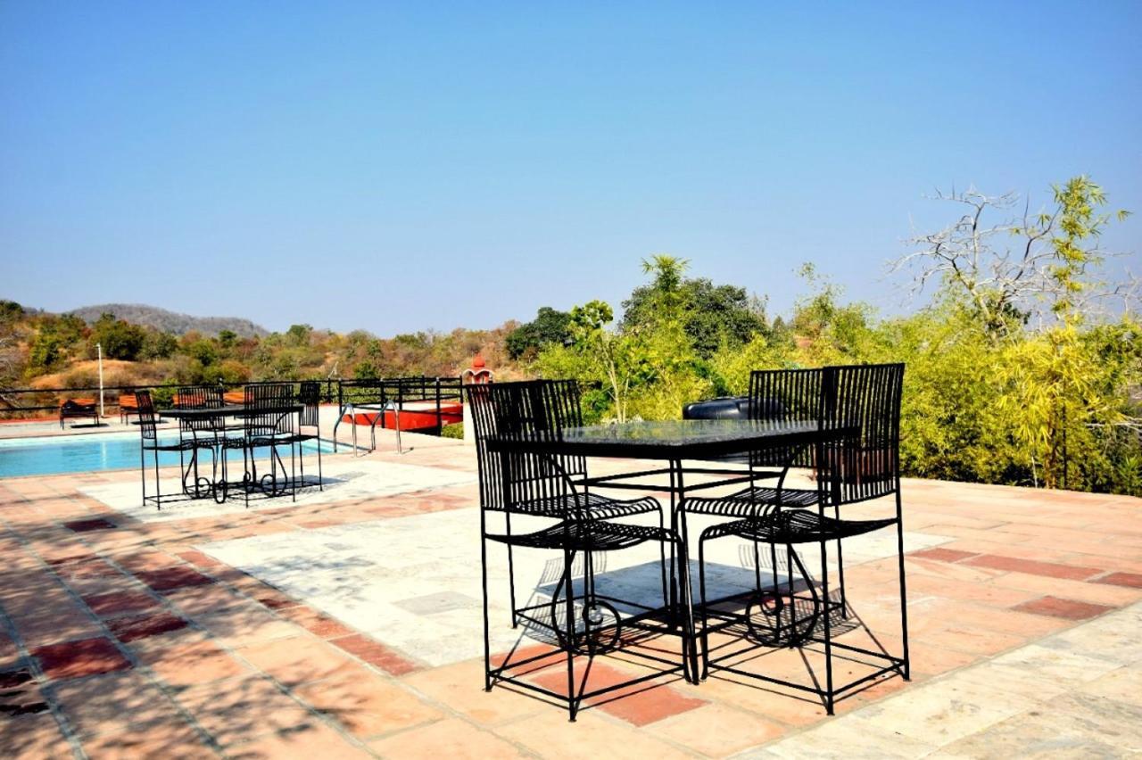 The Sky Imperial Jungle Camp Resort Kumbhalgarh Exteriör bild
