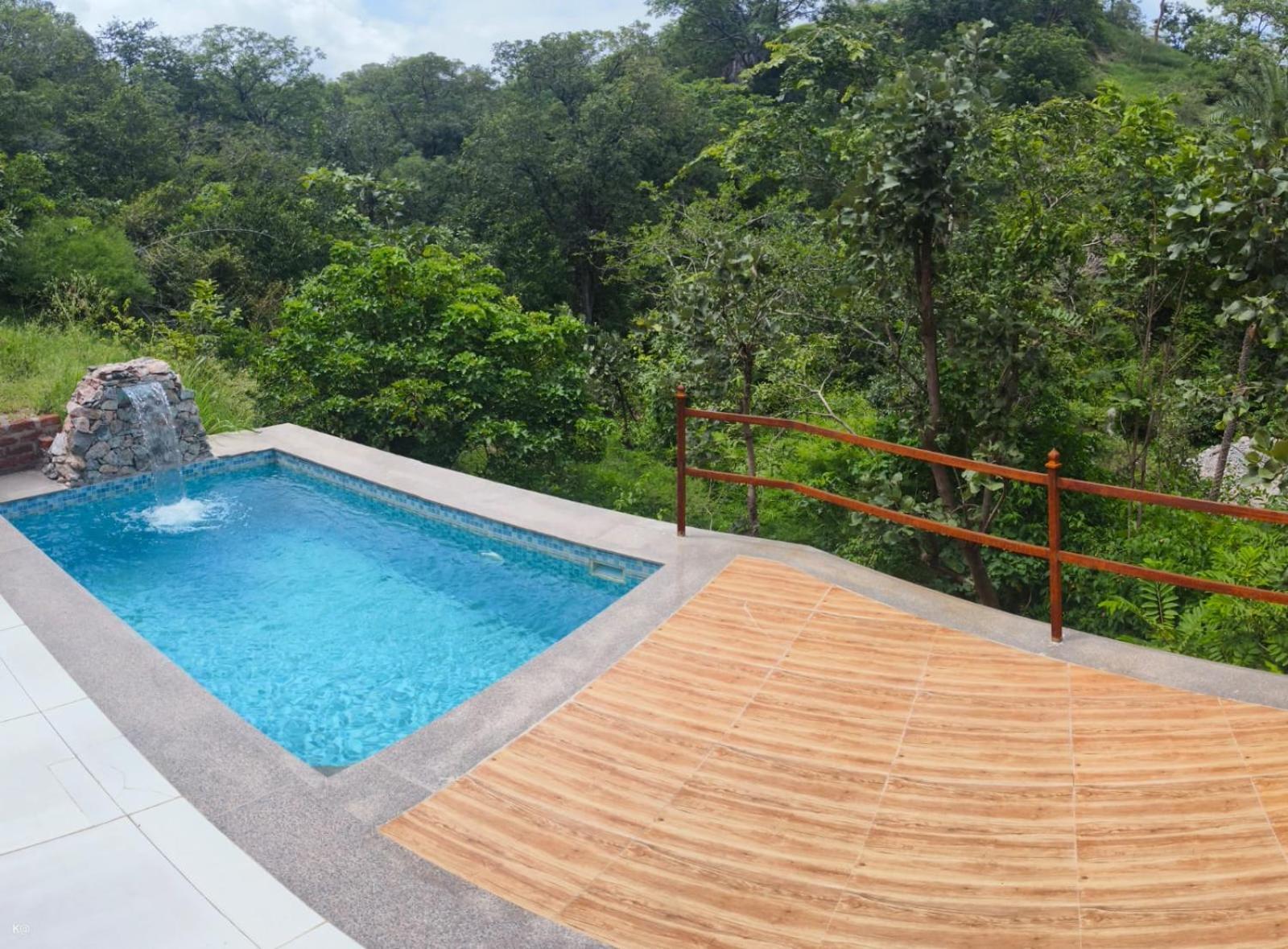The Sky Imperial Jungle Camp Resort Kumbhalgarh Exteriör bild